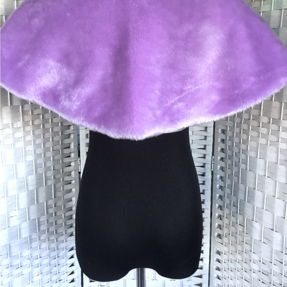 Light Purple Faux Fur Cape Capelet Lavender Lilac Amethyst NWOT - Picture 7 of 16